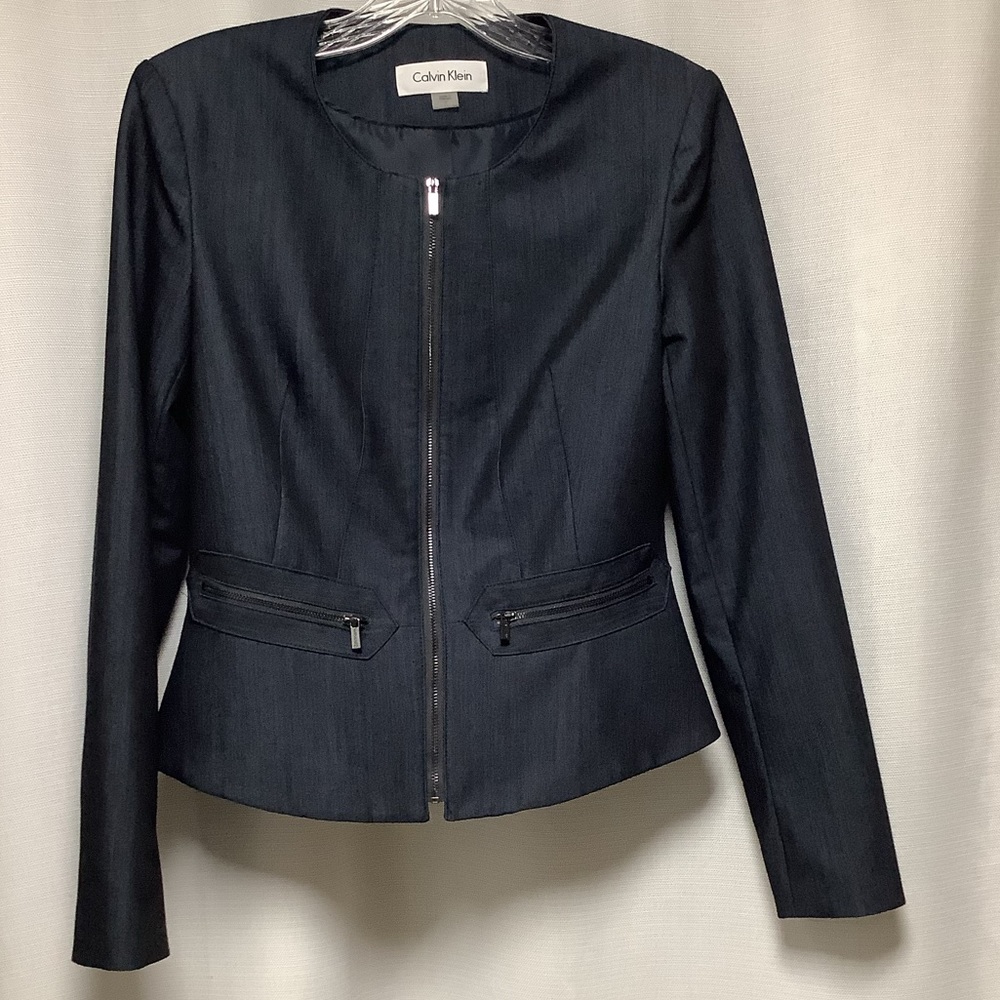 Calvin Klein zip blazer sz 2. Navy & black black/slate zips, lined & peplum